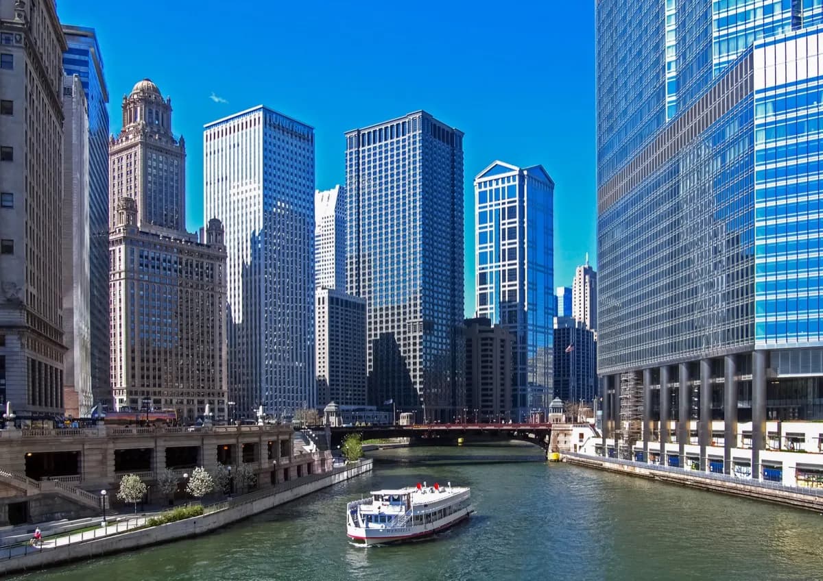 Chicago, IL — commercial gaming tables and pool-table service across the Chicago metro