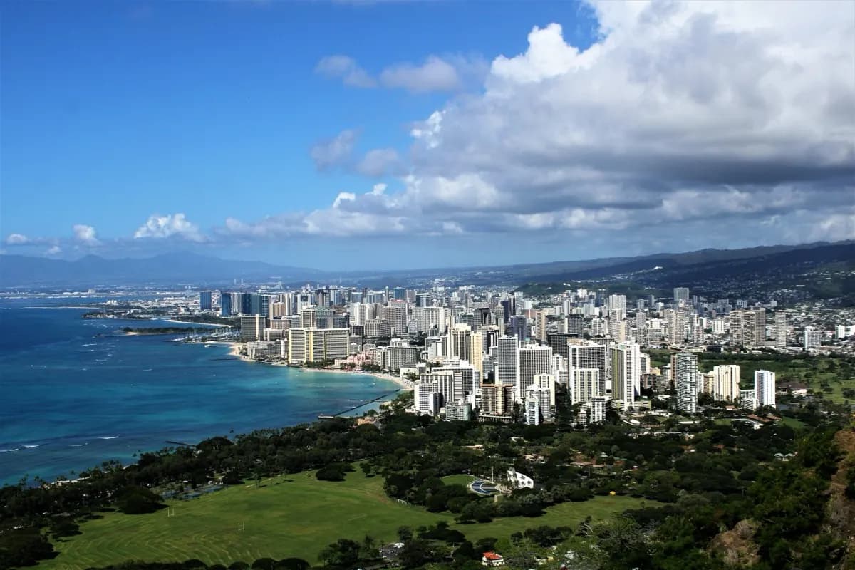 Honolulu, HI — commercial gaming tables and pool-table service across the Honolulu metro