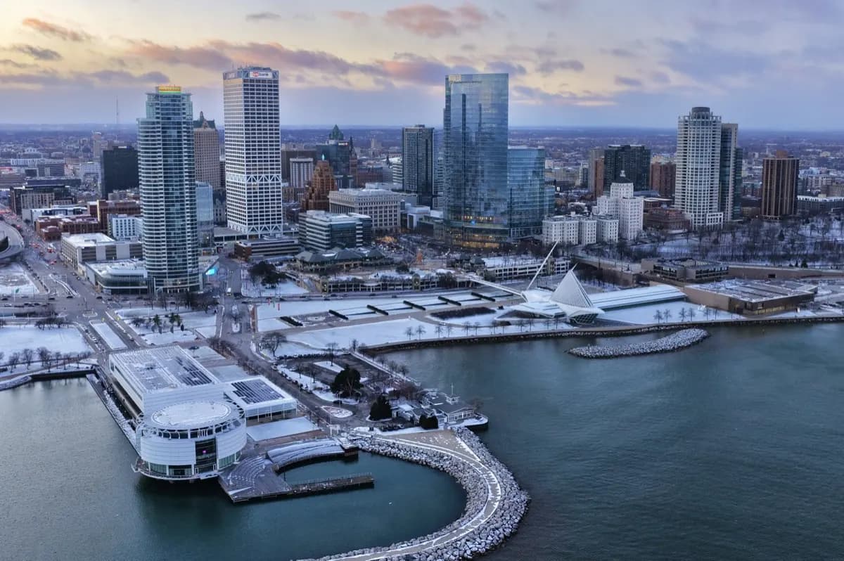 Milwaukee, WI — commercial gaming tables and pool-table service across the Milwaukee metro